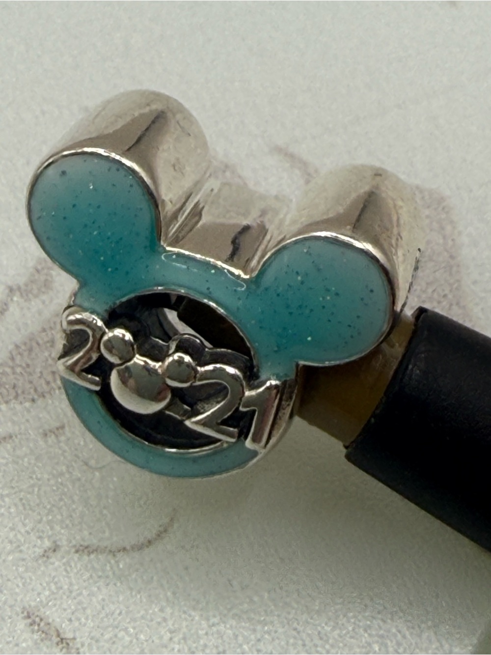 Pandora for Disney Parks Exclusive for “2021”
Charm!